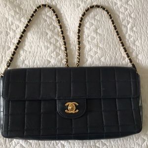Classic Chanel bag clutch purse